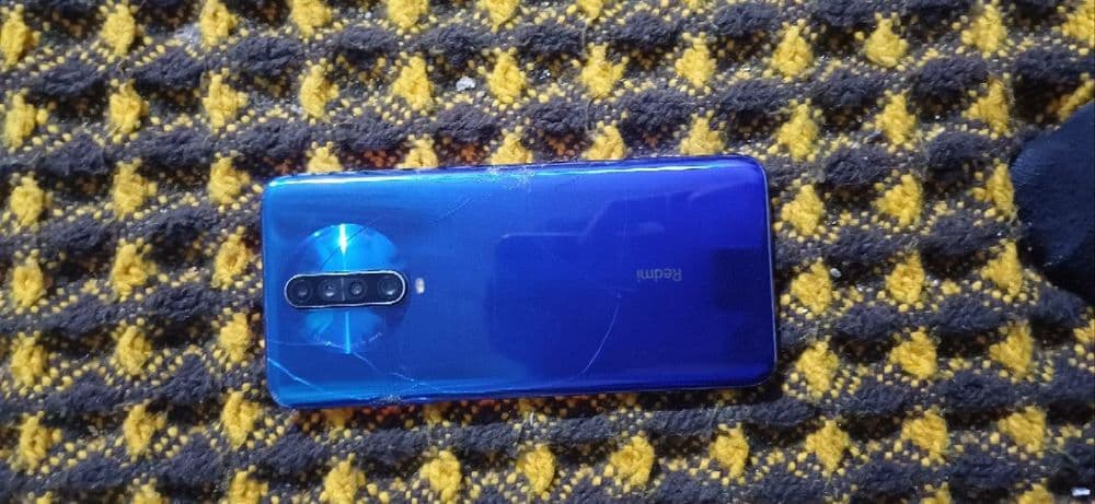 Redmi k30 POCO x2 ikkita isimda aytiladi — 1