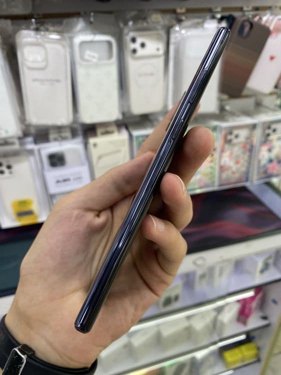 Samsung Note 10+ 12/256 ideal — 2
