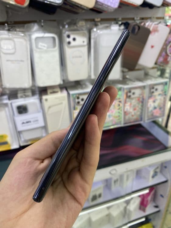 Samsung Note 10+ 12/256 ideal — 4
