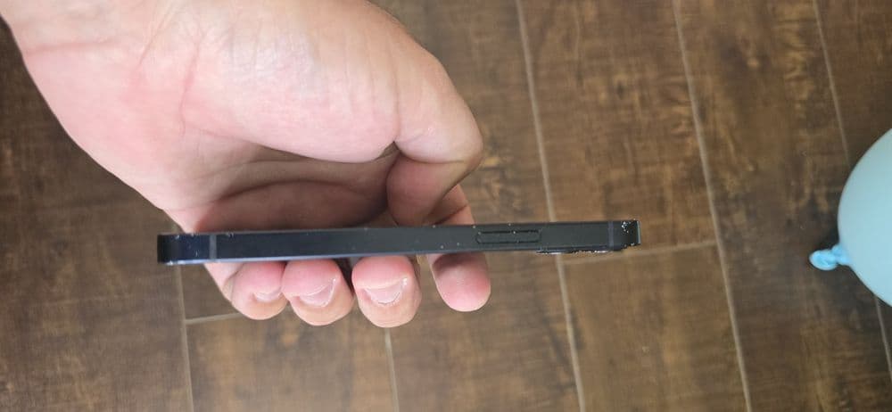 Iphone 12 mini sotiladi. — 3