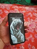 Iphone 11 rangi qora