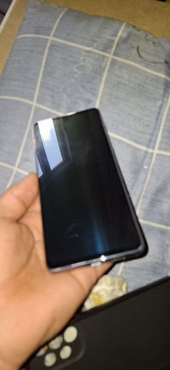 A 73 5G Sotiladi — 4