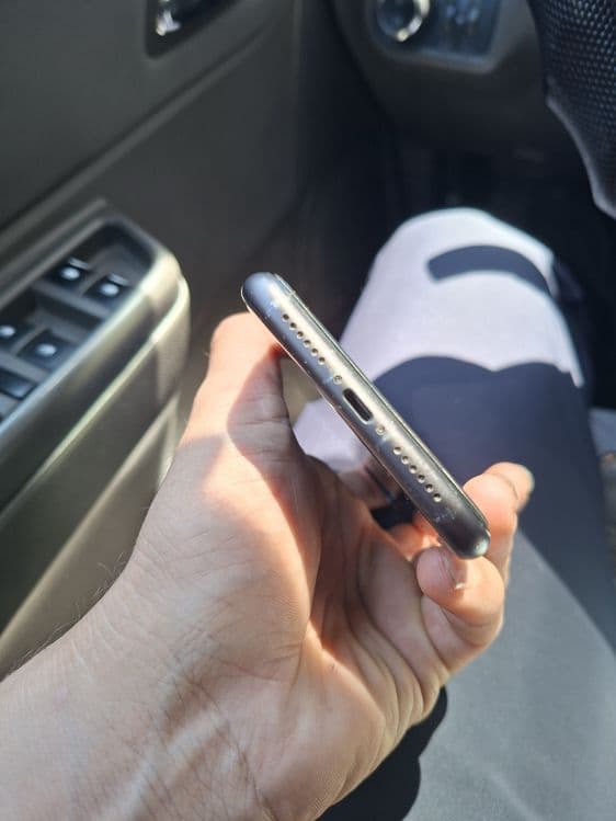 Iphone 11 128 talik yaxshi xolatda — 4