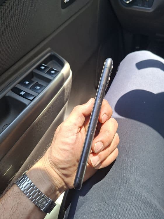 Iphone 11 128 talik yaxshi xolatda — 5