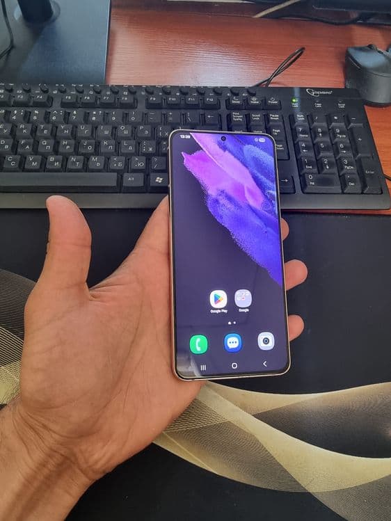 Samsung S21+ 5G 8/256gb ideal ochilmagan usta kurmagan aybi yuq — 2