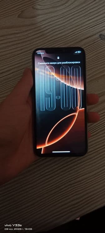 iPhone 11 pro 64 gb — 2