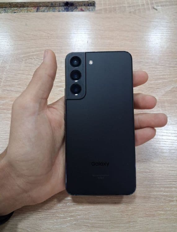 Samsung galaxy  S22 usa — 2