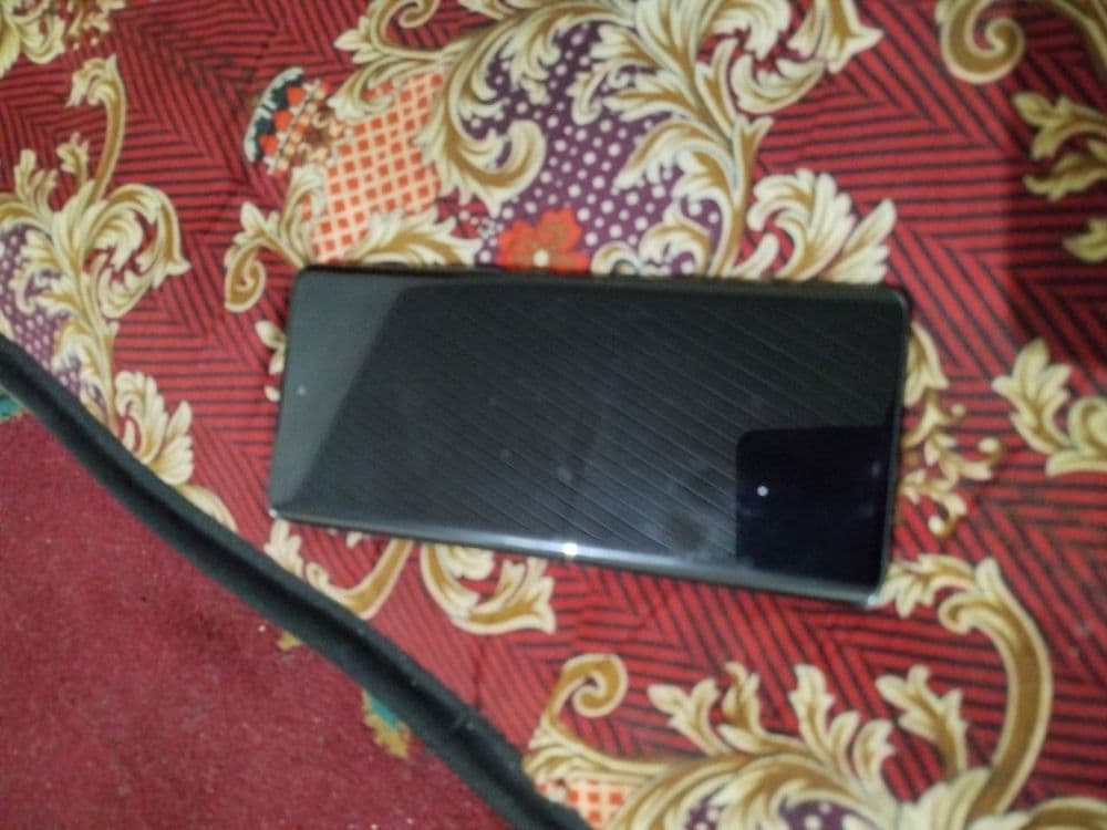 Honor Х9b 5 G  8. 256. — 4