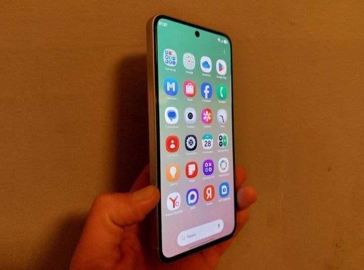Samsung Galaxy A56 5G 8/256 — 1