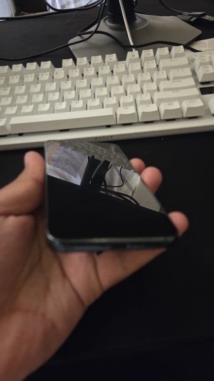 Samsung galaxy s22 — 3