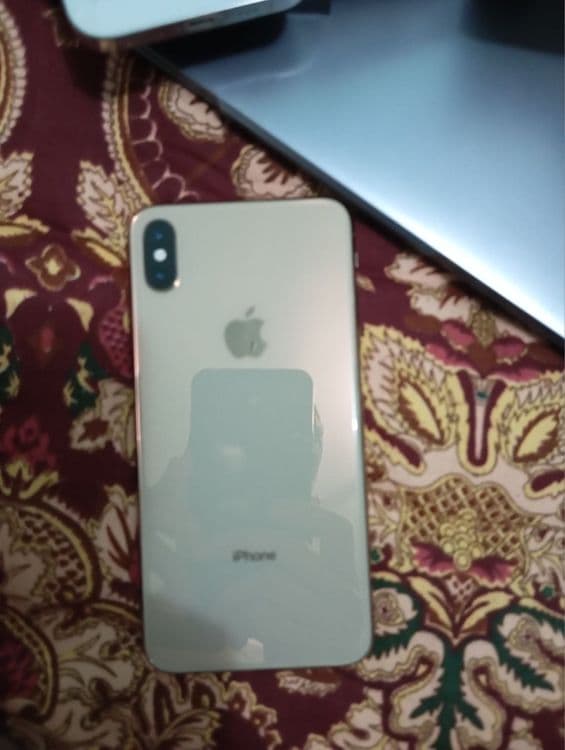 Iphone xs max sotiladi — 1