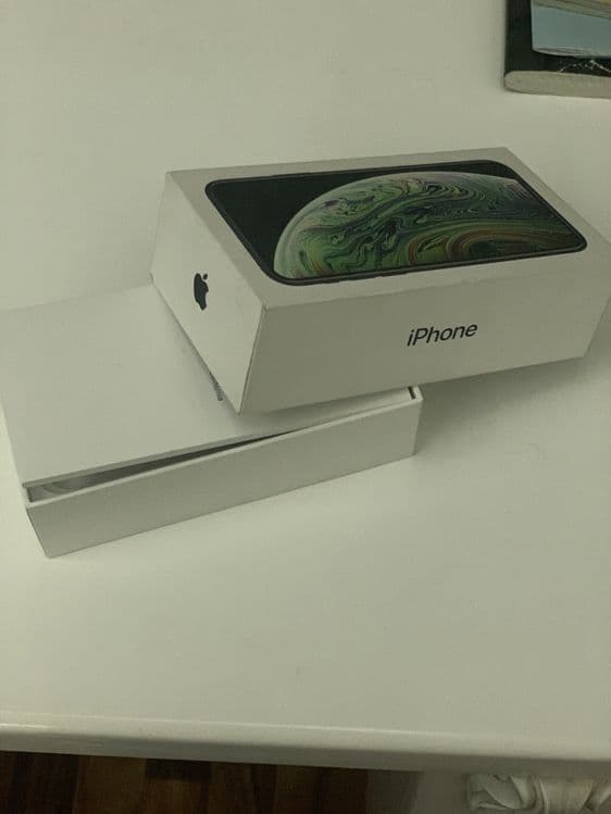 Iphone xs 256gb LLA — 6