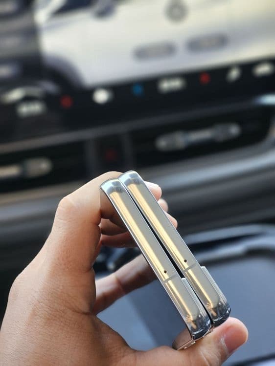 Samsung Galaxy s22 — 8
