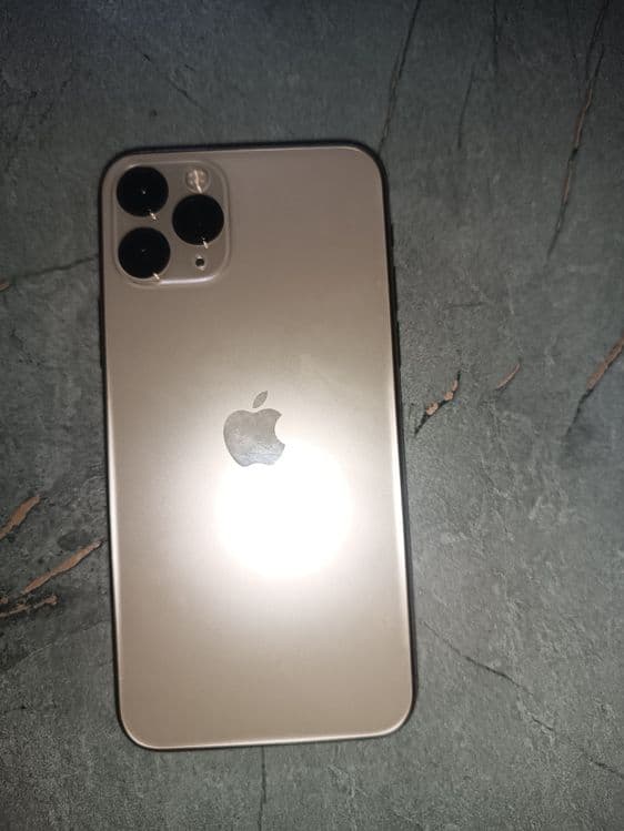 Ayfon 11 pro ideal holatda — 4