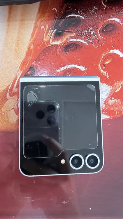 samsung zflip6 — 2