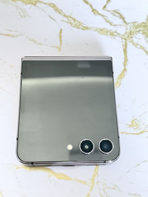 samsung zflip5 с гарантией — 1