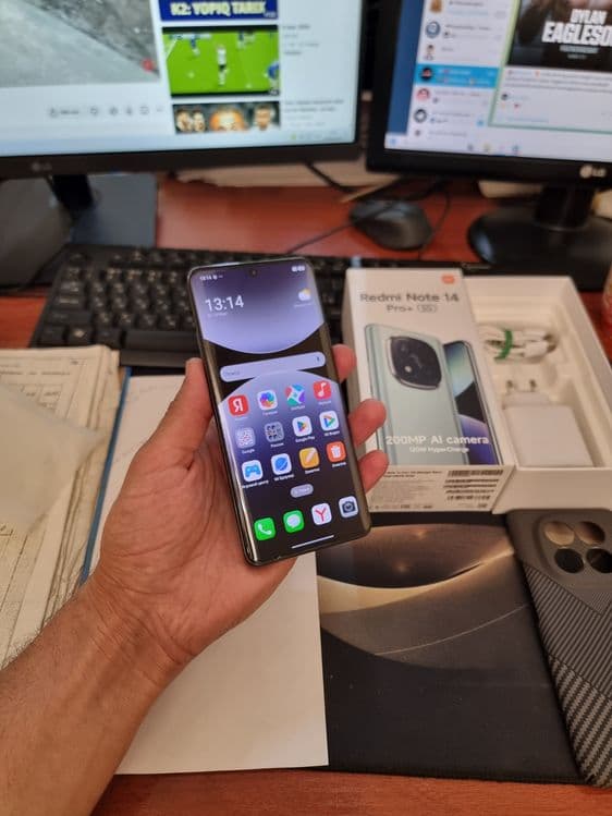 Redmi note 14pro +5G 12/256gb ideal ochilmagan usta kurmagan aybi yuq — 5