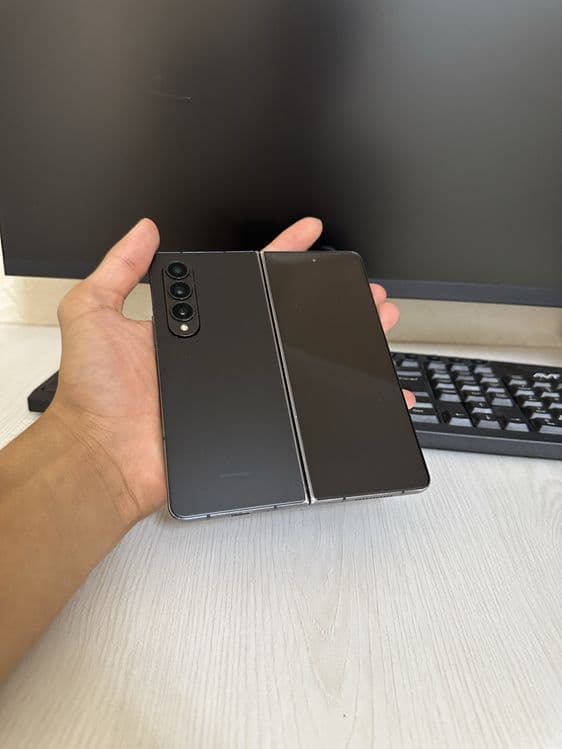 Samsung z fold 4 12/256gb — 7