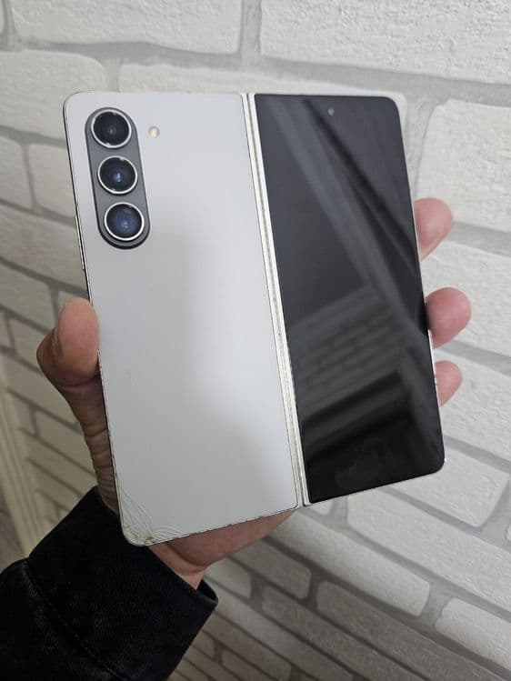 Samsung Galaxy Z Fold 5_12/512gb_vietnam — 7