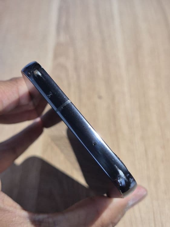Samsung s23 256gb — 3