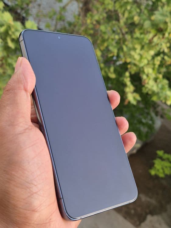 Samsung S22 plus   5G 256gb — 2