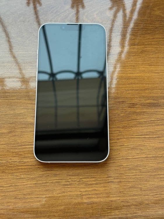 Iphone 13 starlight 128 gb — 1