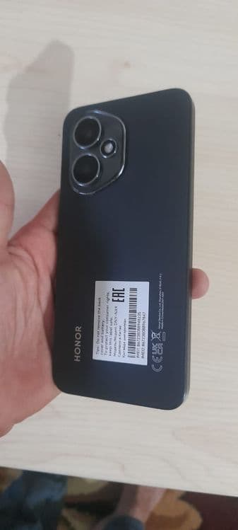 Honor 400 256/12 — 3