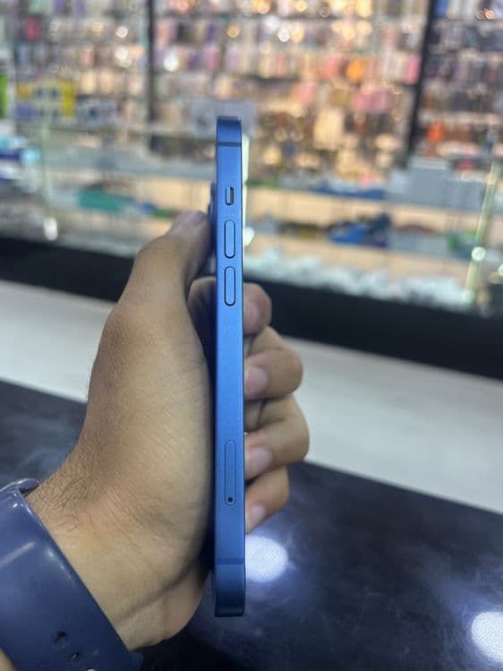 Iphone 14 pro Iphone 13 — 4