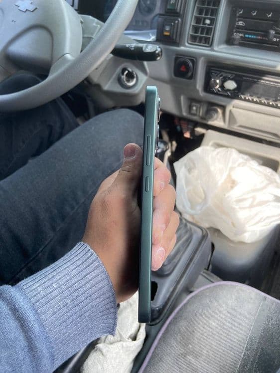 Oppo Reno 14 f 5g — 4