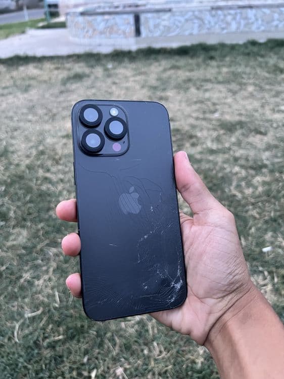 iphone 14 max halti yaxshi karobka bor — 3