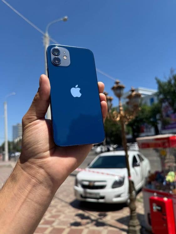 Iphone 12 ideal holatda — 2