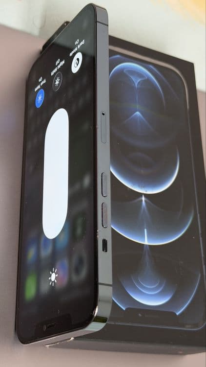Iphone 12 pro max blue 128 gb — 6