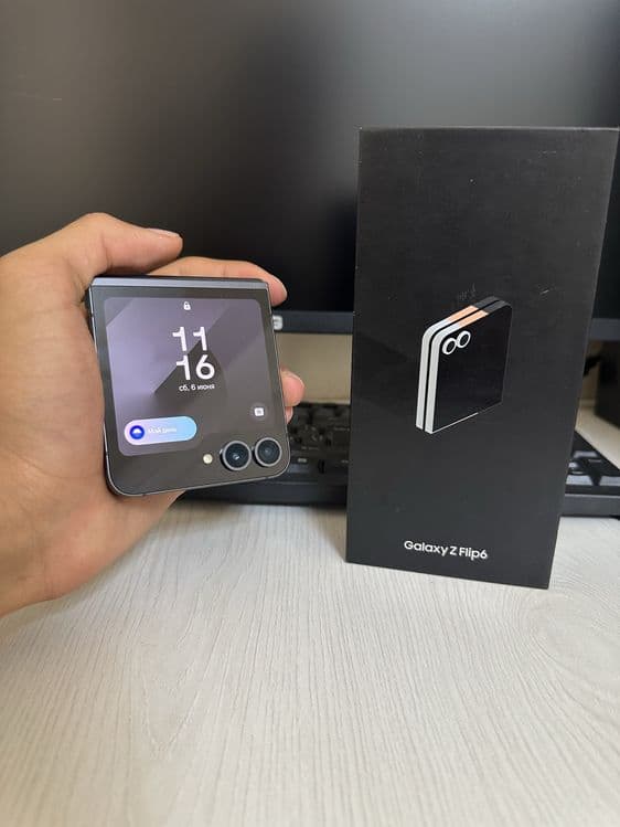 Samsung z flip 6 12/256gb — 3