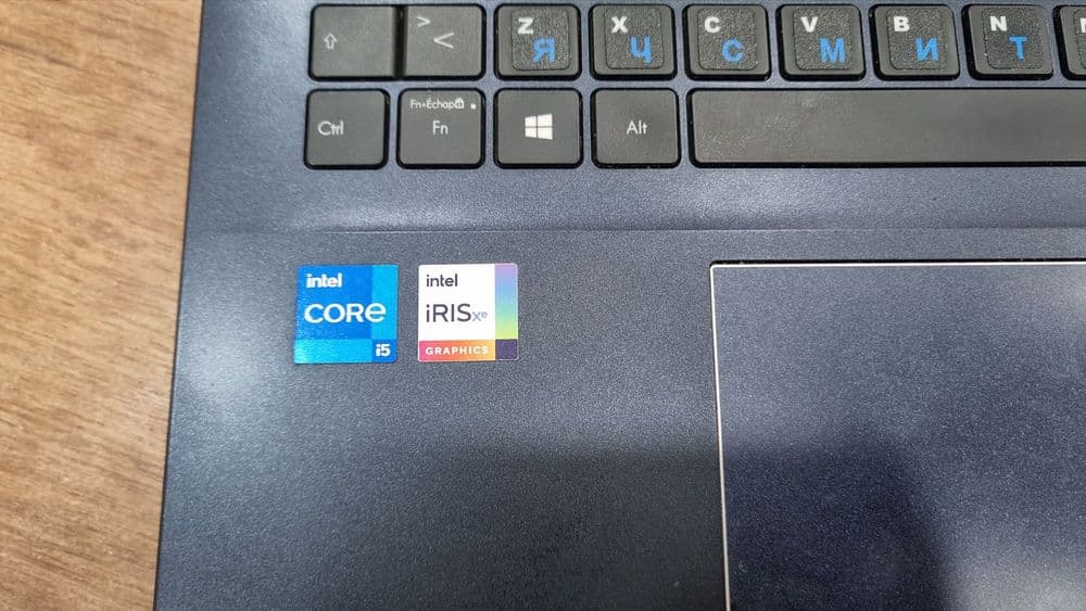 ASUS VIVOBOOK core i5-11th — 3