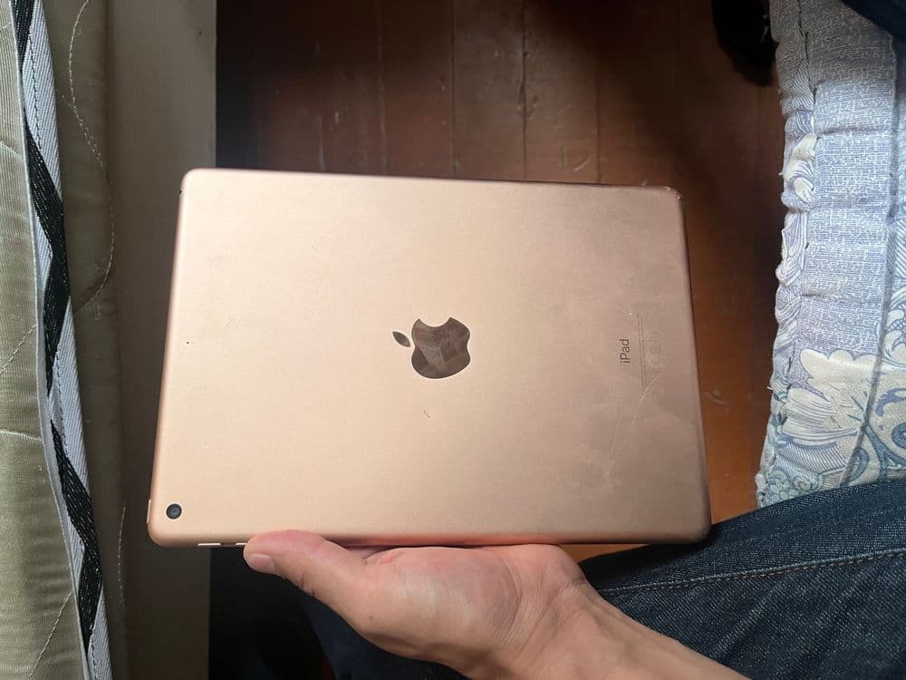 Ipad srochna sotiladi — 5