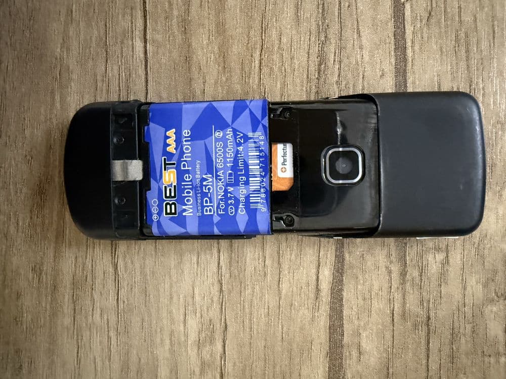 Nokia 8600 luna cdma perfectum — 7