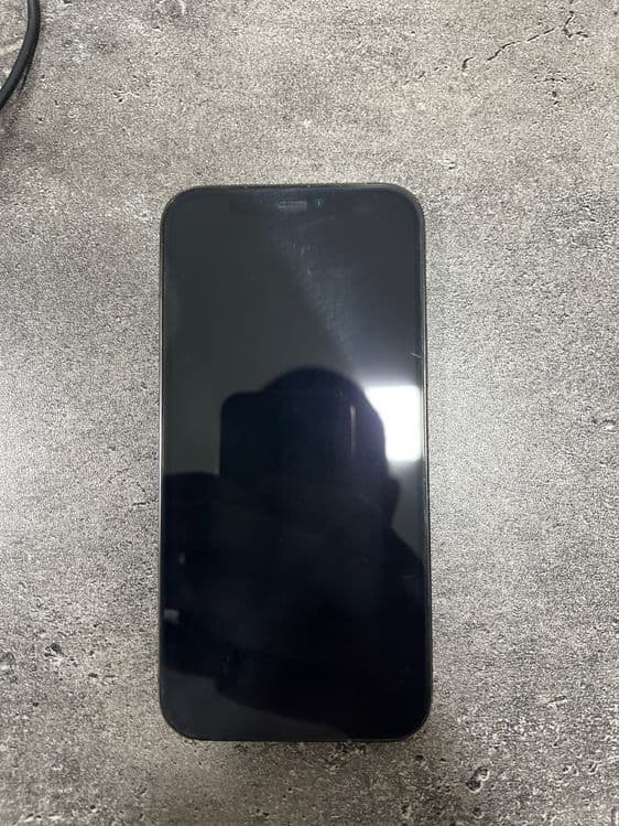 Iphone 12 pro 256 — 3