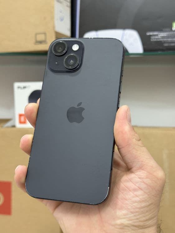 Iphone 15 — 1