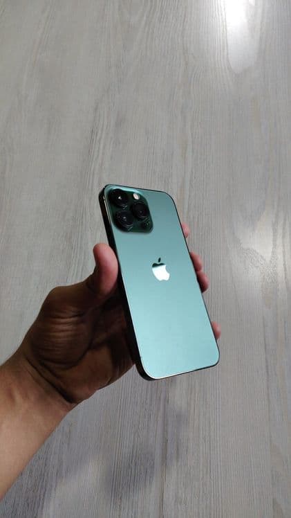 Srochna IPhone 13pro — 2