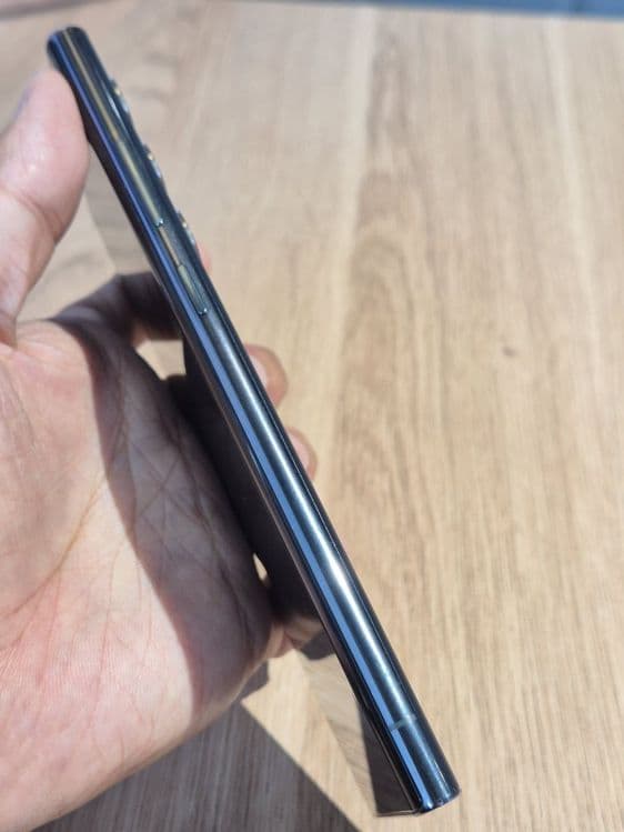 Samsung s22 ultra 256gb — 4