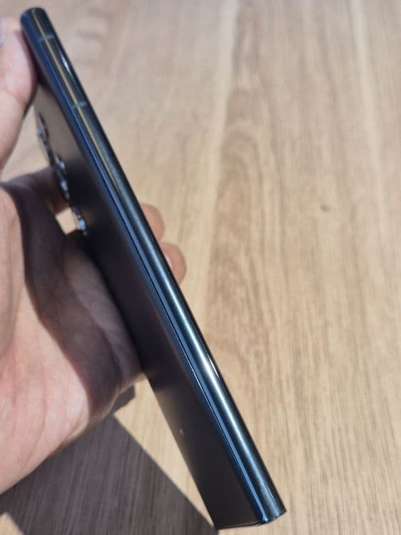 Samsung s22 ultra 256gb — 5