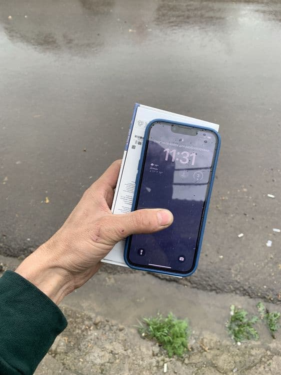 Iphone 13. — 2