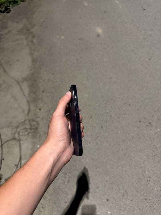 Iphone 14 pro sotiladi — 2