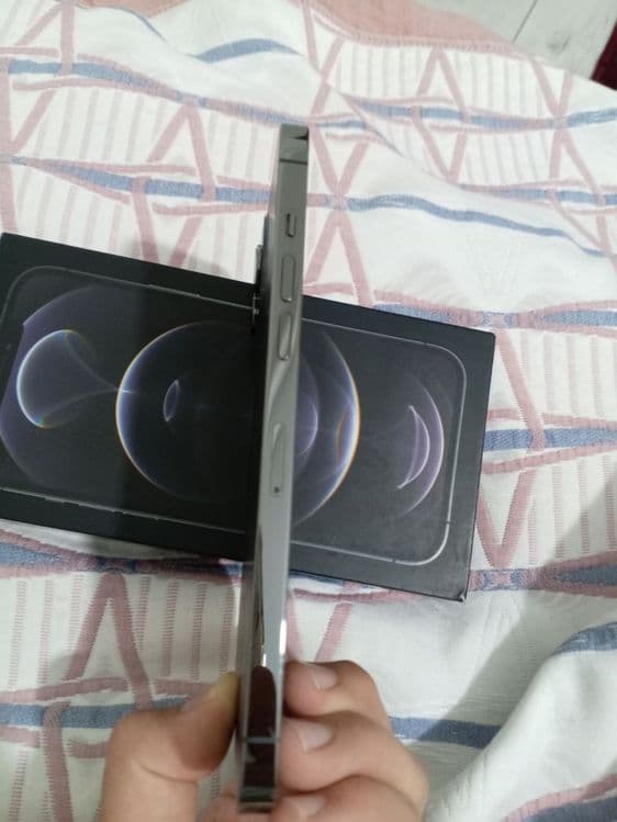 Iphone 12 PRO MAX LLA 128gb — 6