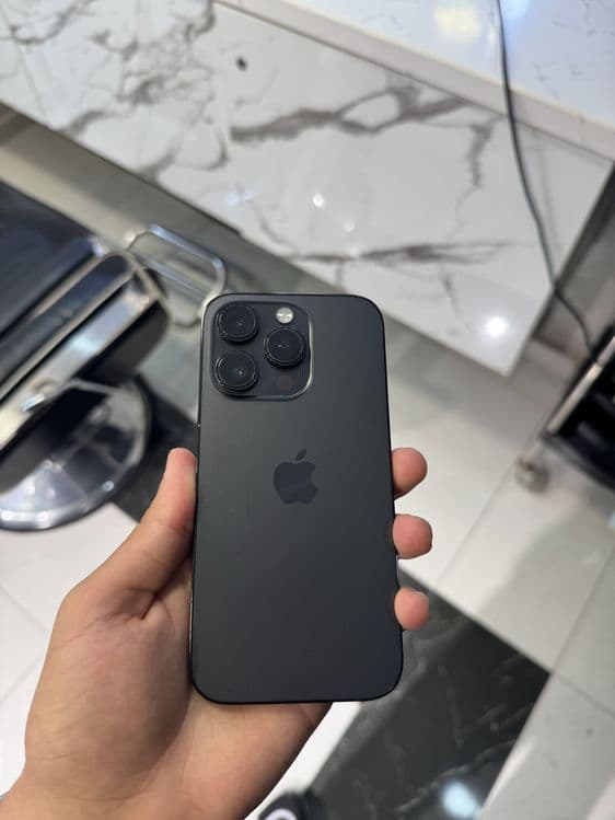 iPhone 14 pro 256gb — 2