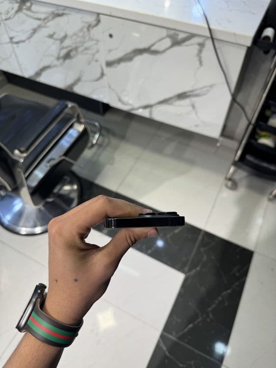 iPhone 14 pro 256gb — 5
