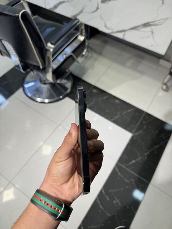 iPhone 14 pro 256gb — 6
