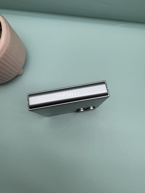 Samsung z flip 6 12/512Gb — 6