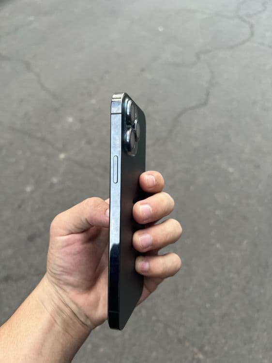 Iphone 13 pro max — 3
