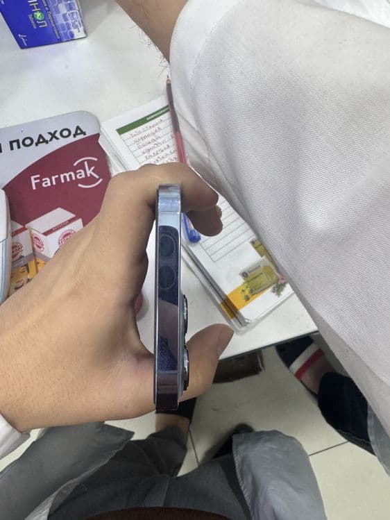 Iphoni 13 pro max 256 — 4